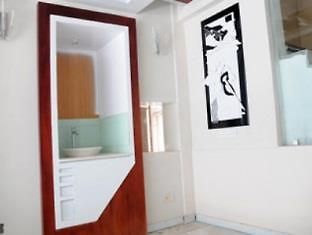 Hotel Peninsula チェンナイ エクステリア 写真